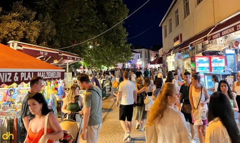 Bozcaada bayram tatili hazırlıklarını tamamladı