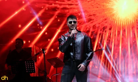 Gençler, Semicenk'in şarkılarıyla coştu