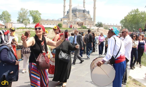 Kakava ateşi öncesi Edirne'ye akın sürüyor