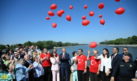 Meriç’te buluşan engelliler ve aileleri, farkındalık için gökyüzüne balon bıraktı