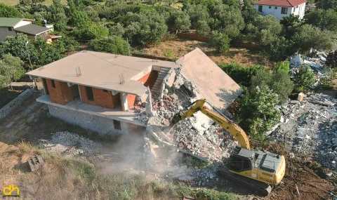 Çanakkale’de 52 kaçak yapı yıkıldı