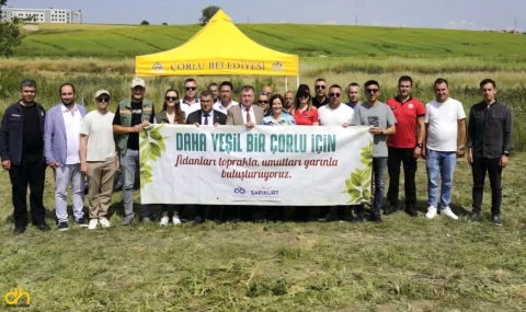 Çevre etkinliğinde Öğretmenler Ormanı'na fidan dikildi