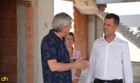 Başkan Sarıkurt, Sosyal Tesis Projesi inşaatını inceledi