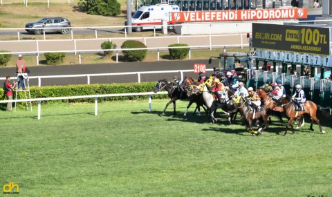 Çorlu Belediye Başkanlığı Koşusu Veliefendi Hipodromunda gerçekleştirildi