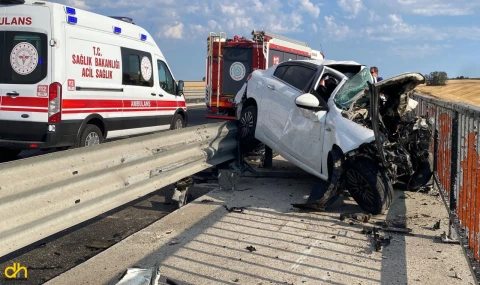 Kamyona arkadan çarpan araç sürücüsü hayatını kaybetti