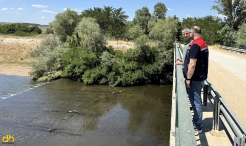 Müdür Bayazıt, Tunca Nehri’nde incelemelerde bulundu