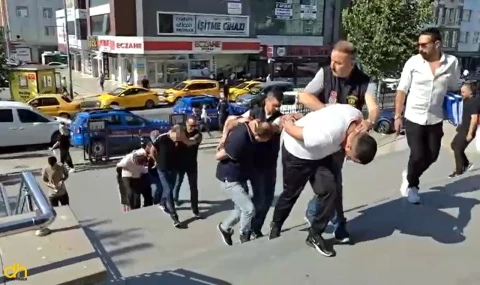 Müşterilerin kredi kartından izinsiz para çeken 4 şüpheli tutuklandı