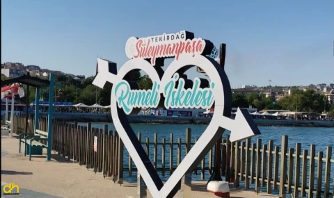 Rumeli İskelesi’nde Balık Ekmek servisi