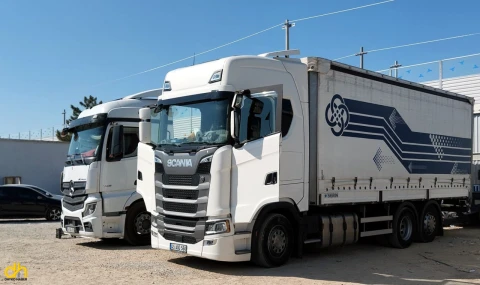 TIR sürücüsü, aracında ölü bulundu