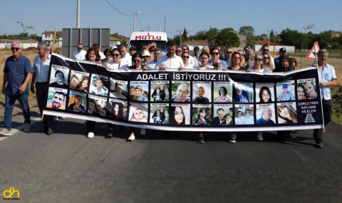 Tren faciasının 7. yıl dönümünde yaşamını yitirenler için anma töreni düzenlendi