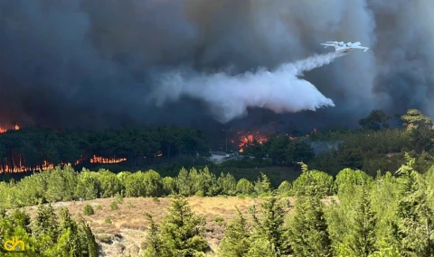 Çanakkale Boğazı ve kara yolu geçici olarak trafiğe kapandı, vatandaşlar tahliye edildi