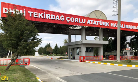 Fırtına nedeniyle eğitim uçuşları iptal edildi, denize girmek yasak