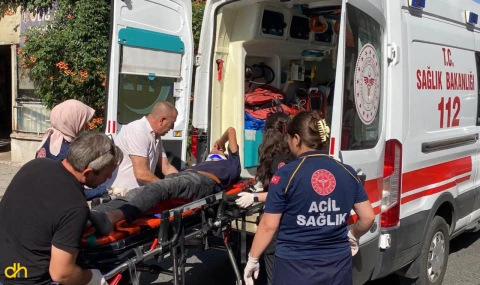 Motosiklet sürücüsü trafik kazasında yaralandı