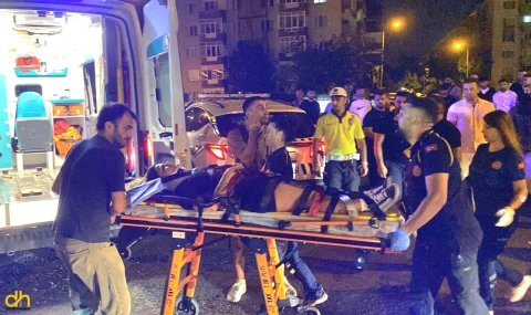 Otomobilin çarptığı 3 yaya yaralandı, sürücü gözaltında