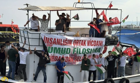 Balıkçı ve yelkenliler, Sumud filosuna destek için denize açıldı