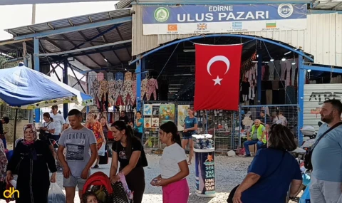 Sınır kapılarında yoğunluk bitti, Bulgar turistler yeniden alışverişe başladı