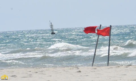 Sultanköy'de denize girmek yasak