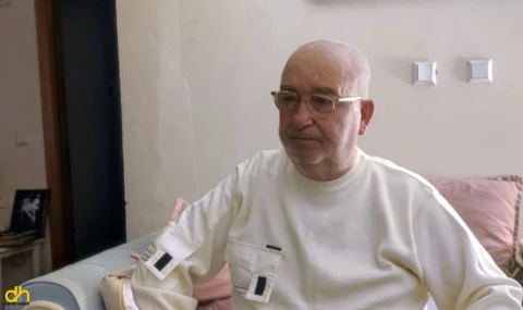 Kendi selasını okuttu