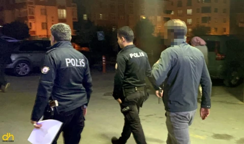 Sınavda kopya için kulağına yerleştirdiği cihaz hastanede çıkarıldı