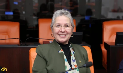 Vekil Nurten Yontar’dan Öğretmenler Günü mesajı