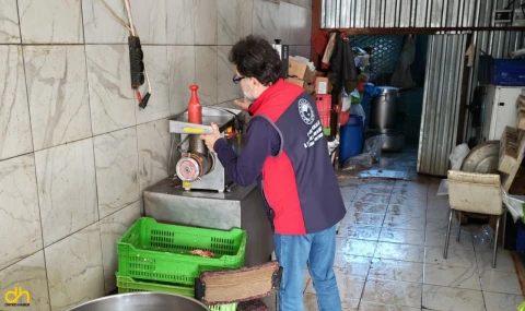 Uygunsuz koşullarda et işleme faaliyeti gösteren işletme mühürlendi