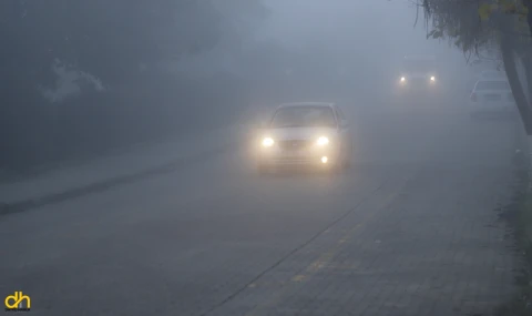 Yoğun sis nedeniyle görüş mesafesi 30 metreye düştü