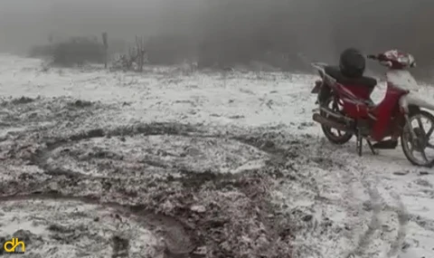 Çanakkale’de mevsimin ilk karı yağdı