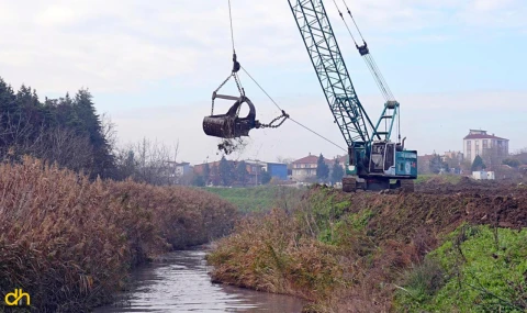 Çorlu Deresi’nde temizlik çalışması başlatıldı