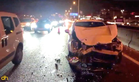 Çorlu’da, 5 araç zincirleme kazaya karıştı