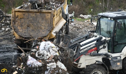 Kaçak dökülen yüzlerce ton atık temizleniyor