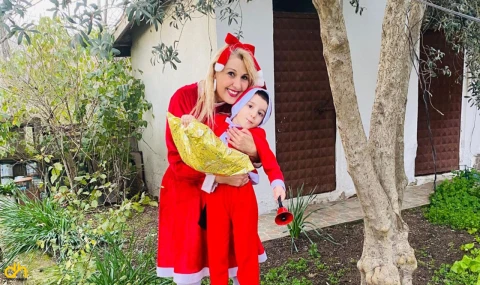 Noel abla, 100 çocuğa hediye dağıttı