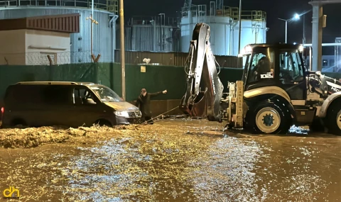 Sağanak yağışın ardından Kepez Çayı taştı