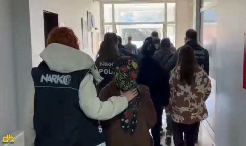 Uyuşturucu operasyonunda 5 tutuklama