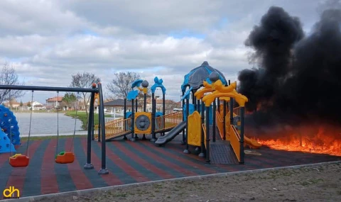 Çocuk parkında yangın çıktı
