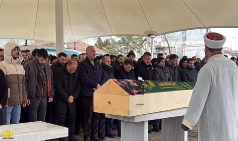 Otobüs kazasında yaşamını yitiren üniversiteli Pervin, toprağa verildi