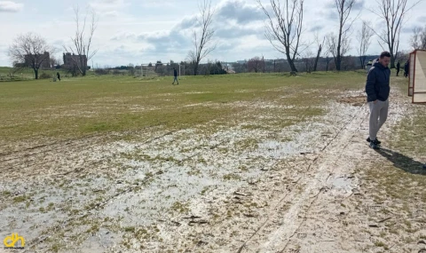 Yağış sonrası zeminleri zarar gören sahalardaki 2 maç ertelendi