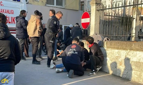 Bıçaklı kavgada 2’si ağır 3 kişi yaralandı