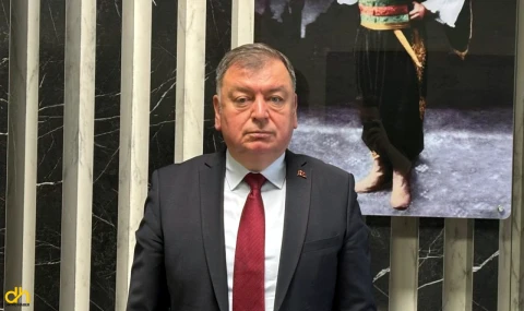 Bulgaristan'daki seçim için çifte vatandaşlara 'sandığa sahip çıkın' çağrısı