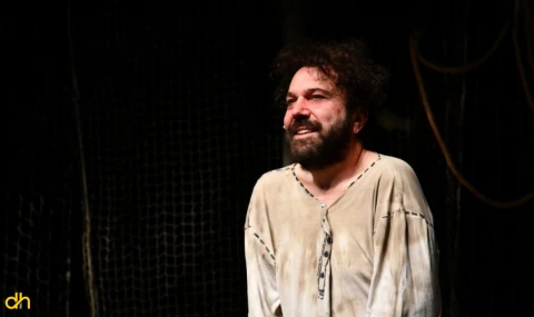 Halil Sezai ayakta alkışlandı…