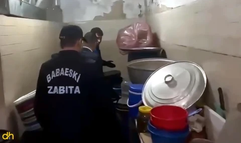 Ruhsatsız imalathanede üretilen turşular imha edildi