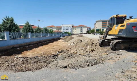 Okullar bölgesinde yol çalışmaları başladı