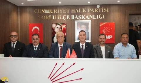 CHP Çorlu'da istifa depremi!