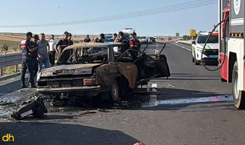 İki otomobilin çarpıştığı kazada araçlardan birinde yangın çıktı: 1 ölü, 2 yaralı