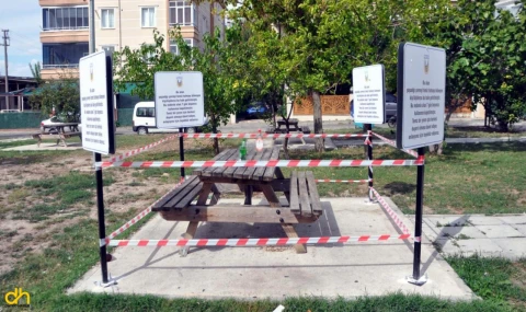 Bu Oturma Grubuna, 7 Gün Boyunca Oturmak Yasak