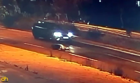 Otomobilin çarptığı çocuk ağır yaralandı; kaza kamerada